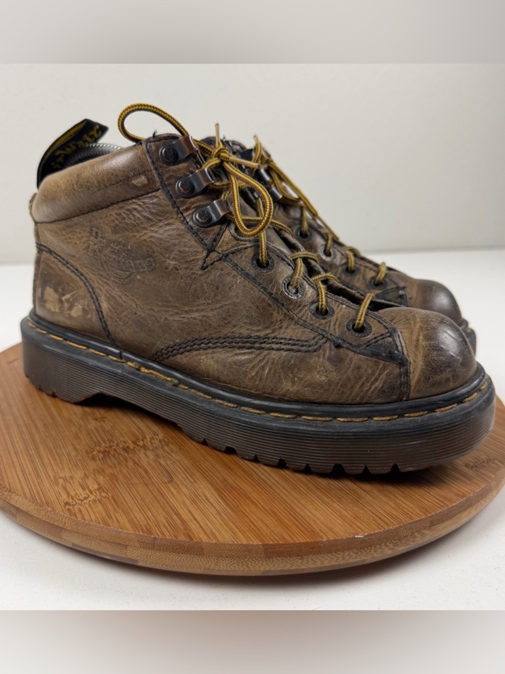 VTG Y2K Dr. Martens Made in England Leather Lace-Up Chunky Boots